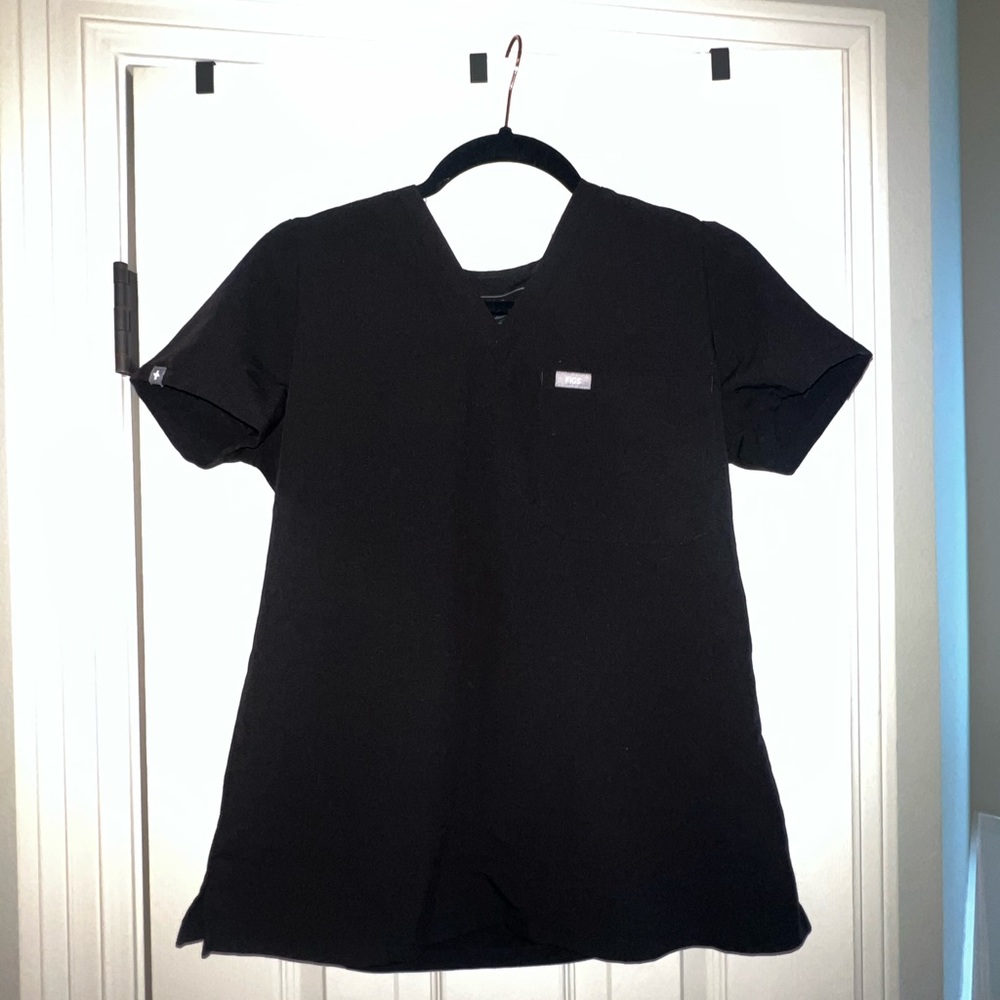 Figs Women's Catarina Black Scrub Top XS